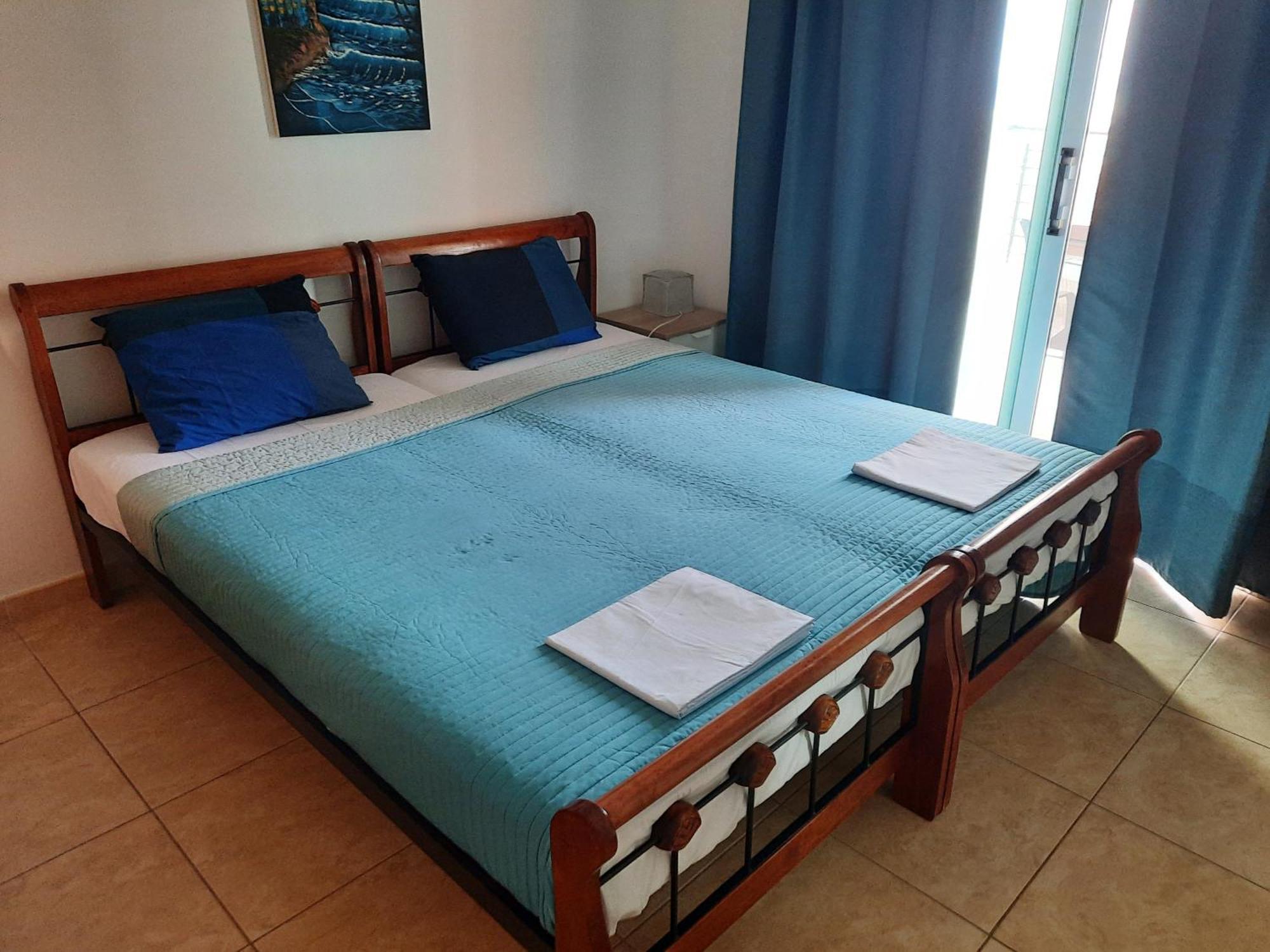 Holiday Apartment With Sea View Paralimni Dış mekan fotoğraf